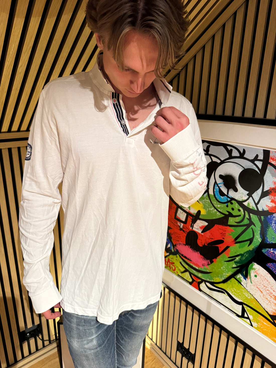 Gaastra Rugbygenser – Hvit «Pioneers of Speed» med brodert seilbåt