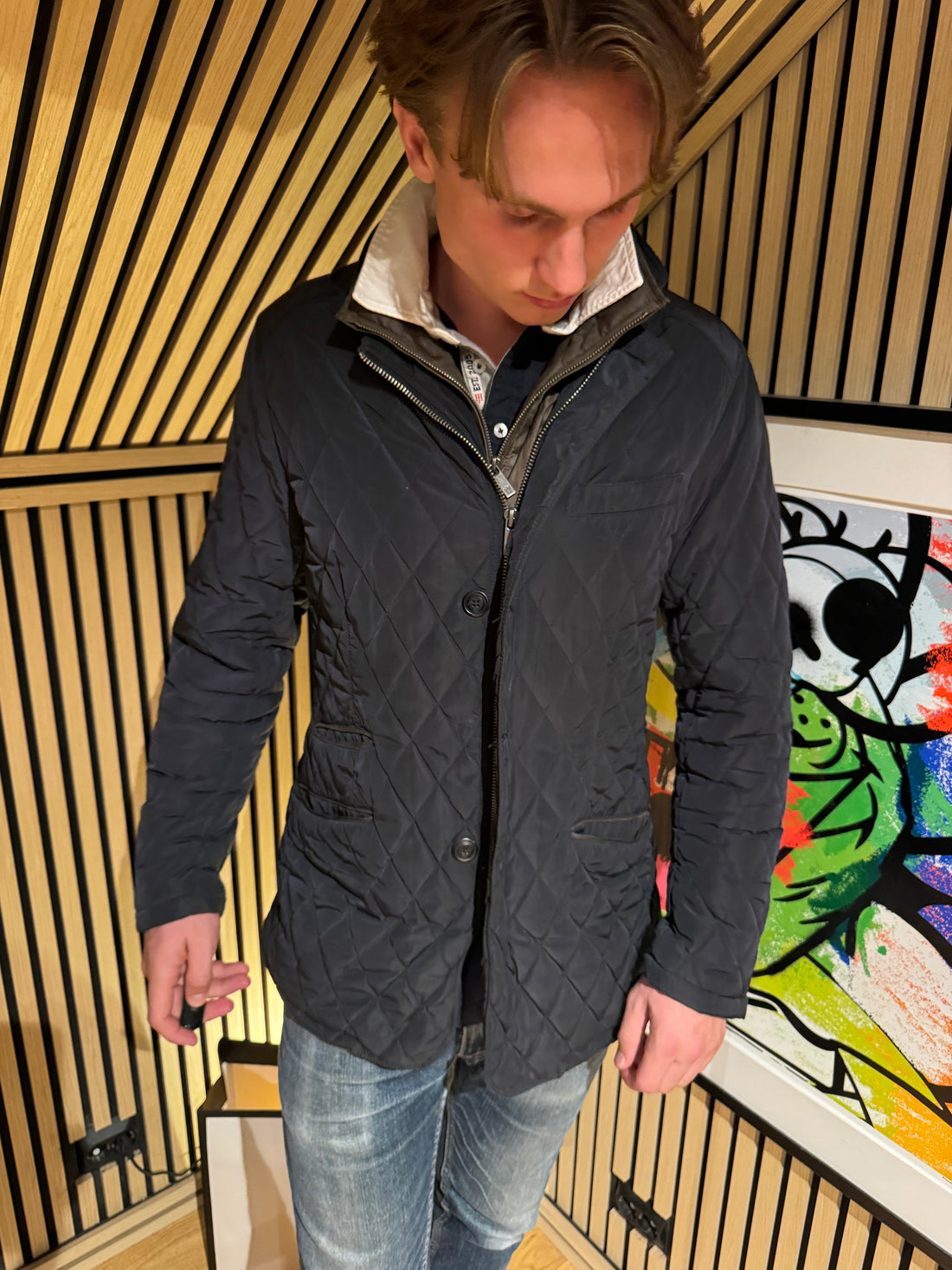 Massimo Dutti Quiltet Jakke – Marineblå med brun krage og innvendig glidelås